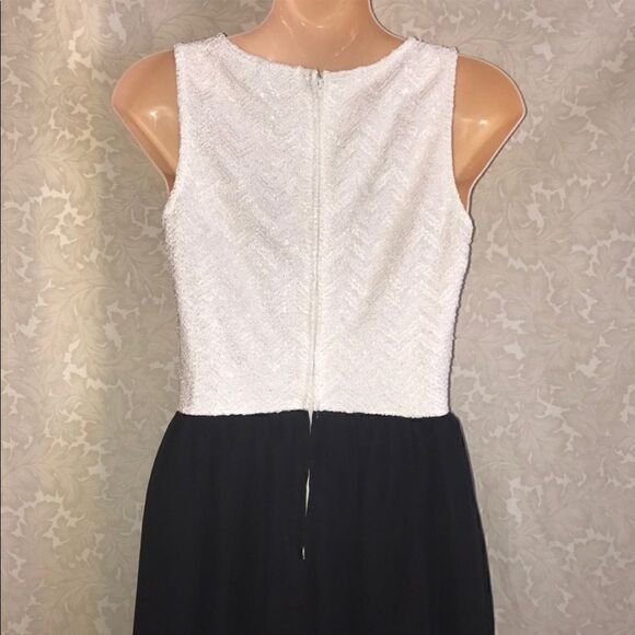 Speechless Chevron Lace Top Contrast Dress - Picture 8 of 8